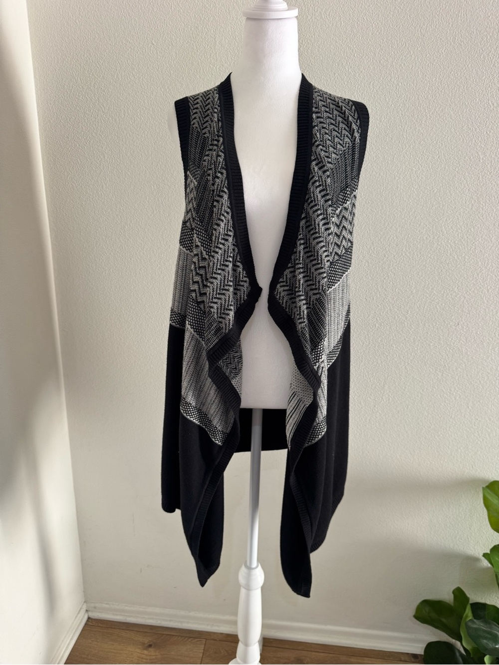 Banana Republic Black & Gray Draped Knit Vest